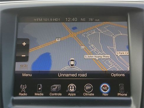 Used 2016 Chrysler 200 C image 23