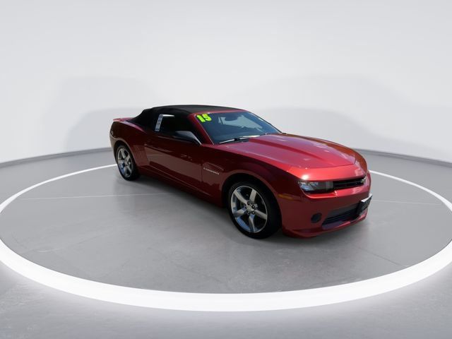 Used 2015 Chevrolet Camaro LT RWD image 2