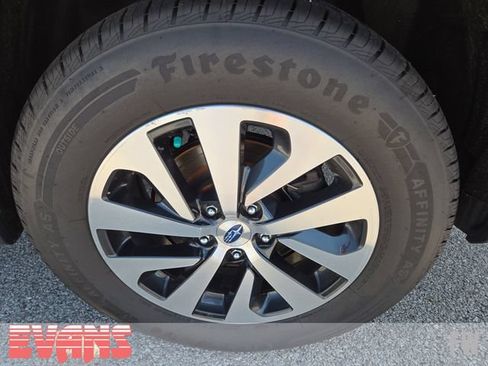 Used 2023 Subaru Outback Premium AWD/4WD image 24