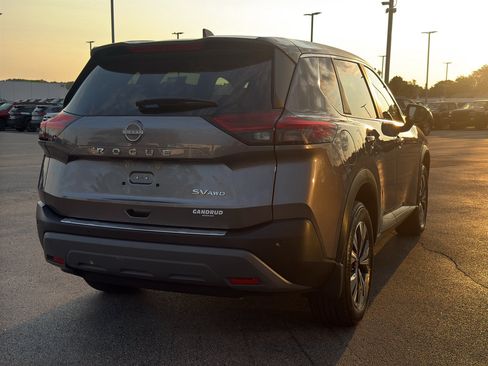 Used 2023 Nissan Rogue SV AWD/4WD image 5