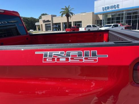 New 2026 Chevrolet Silverado 1500 Custom Trail Boss w/ Turbomax Blackout Package AWD/4WD image 5