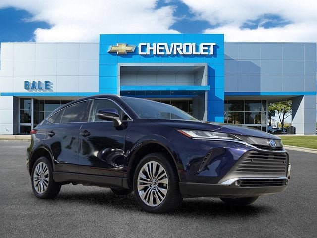 Used 2024 Toyota Venza XLE AWD/4WD image 1