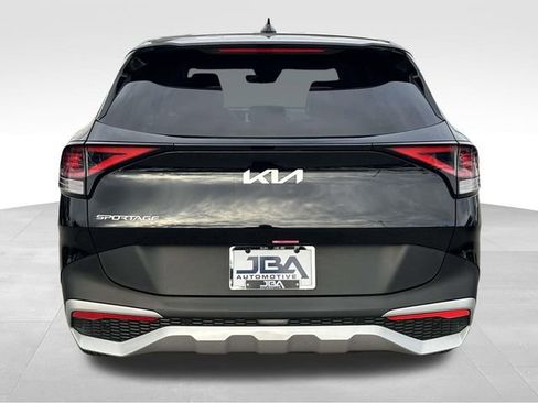 Used 2025 Kia Sportage EX image 26