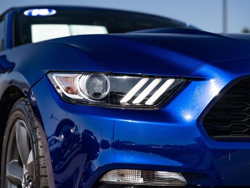 Used 2015 Ford Mustang Convertible w/ Equipment Group 051A RWD image 11