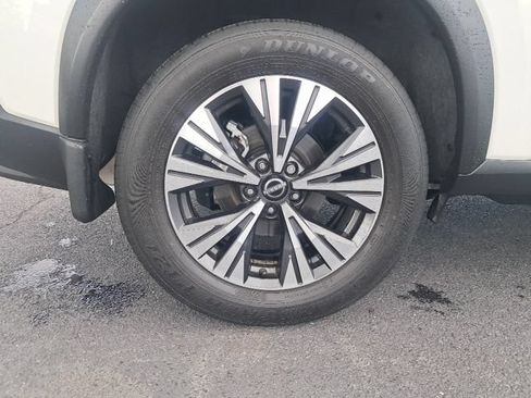 Certified 2023 Nissan Rogue SV AWD/4WD image 20