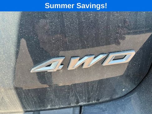 Used 2024 Ford Explorer XLT w/ Equipment Group 202A AWD/4WD image 17