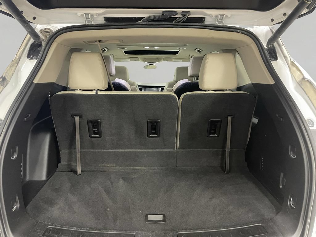 Used 2019 Buick Enclave Essence AWD/4WD image 11