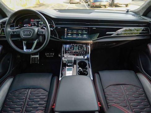 Used 2021 Audi RS Q8 AWD/4WD image 44
