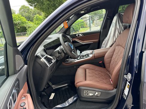 New 2026 BMW X7 xDrive40i w/ M Sport Package image 10