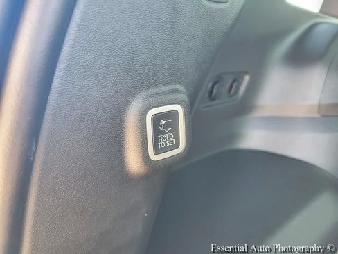 Used 2026 Jeep Cherokee Overland AWD/4WD image 25