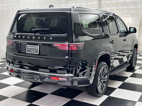 Used 2022 Jeep Wagoneer Series III w/ Convenience Group I image 8