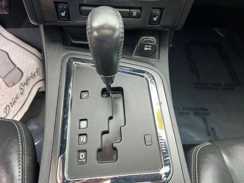 Used 2010 Dodge Challenger SE RWD image 24