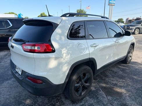 Used 2018 Jeep Cherokee Limited w/ High Altitude Package AWD/4WD image 3