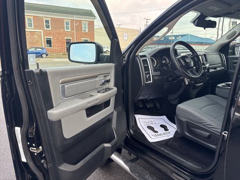 Used 2014 RAM 2500 SLT image 21