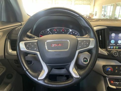 Used 2023 GMC Terrain SLT w/ Infotainment Package II FWD image 13