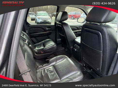 Used 2011 Cadillac Escalade AWD w/ Touring Package image 22