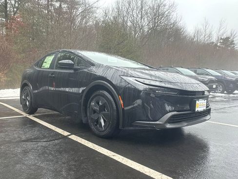 New 2026 Toyota Prius LE image 7