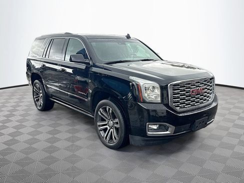 Used 2018 GMC Yukon Denali w/ Denali Ultimate Package AWD/4WD image 4