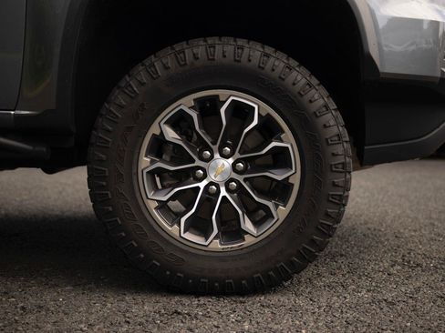 Used 2021 Chevrolet Colorado ZR2 AWD/4WD image 24