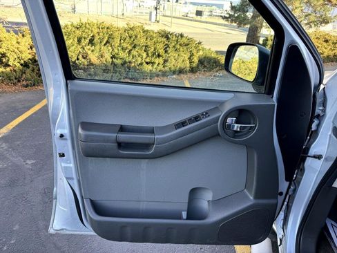 Used 2011 Nissan Xterra S w/ 4X4 Value Package image 15