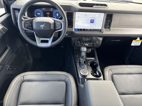 New 2026 Ford Bronco Outer Banks image 21