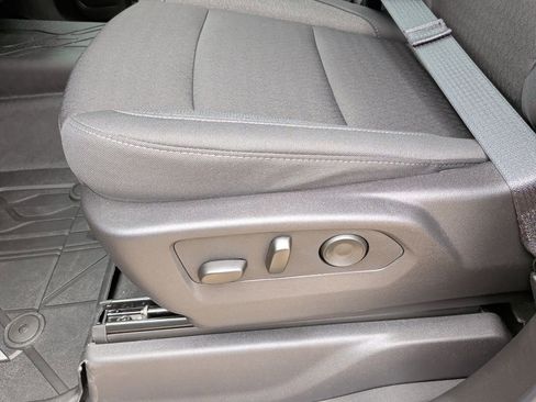 New 2025 Chevrolet Silverado 1500 Custom image 13