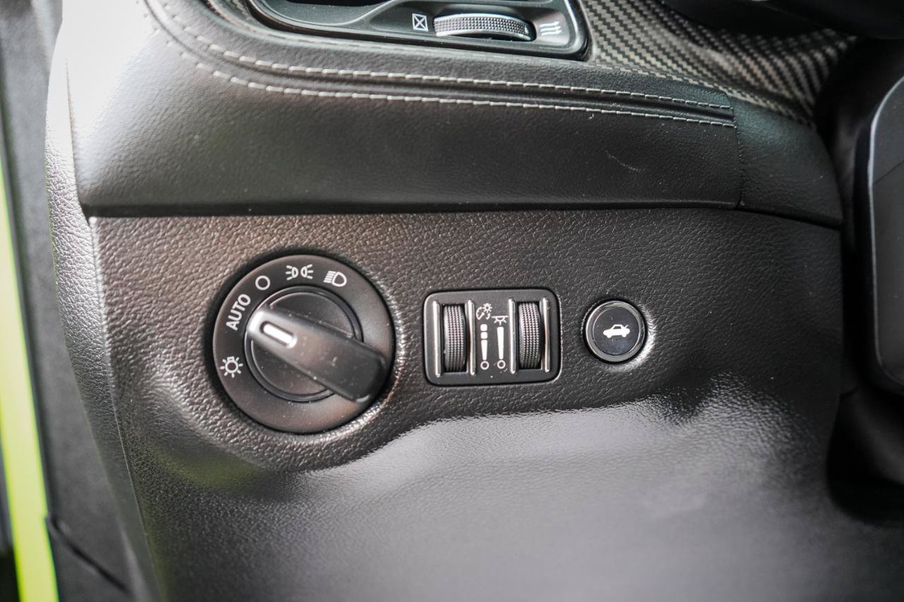 Used 2022 Dodge Challenger R/T Scat Pack RWD image 18