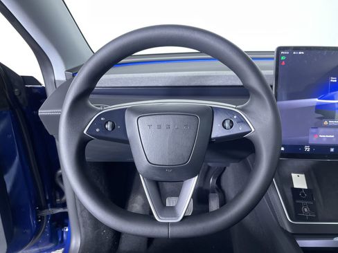 Used 2026 Tesla Model Y AWD image 16