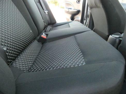 Used 2020 Nissan Versa S image 37