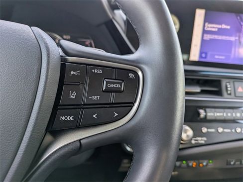 Used 2025 Lexus ES 350 w/ Premium Package image 27
