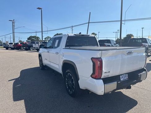 Used 2023 Toyota Tundra Limited AWD/4WD image 7