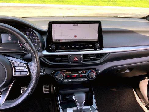 Used 2023 Kia Forte GT-Line FWD image 6