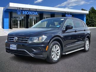 Used 2018 Volkswagen Tiguan SE w/ Panoramic Sunroof Package video 1