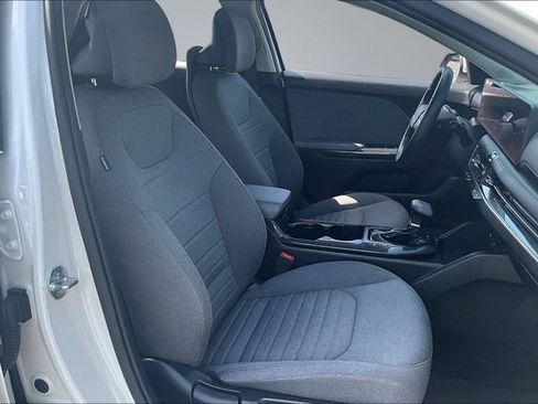 Certified 2025 Kia K4 EX FWD image 26