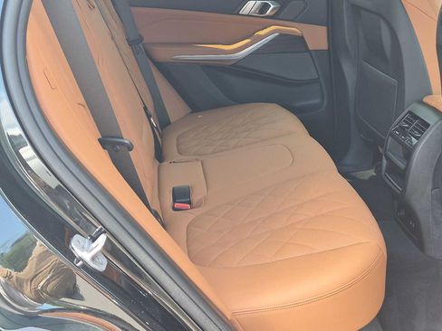 Used 2024 BMW X5 xDrive40i w/ Premium Package AWD/4WD image 22