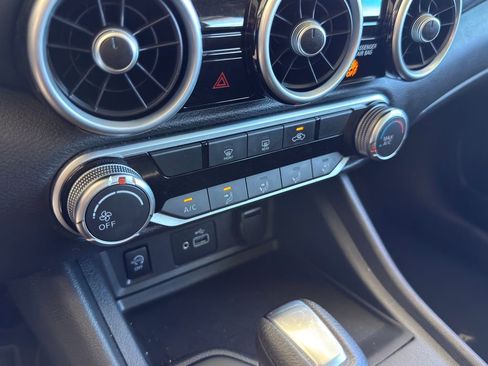 Used 2024 Nissan Sentra S image 18