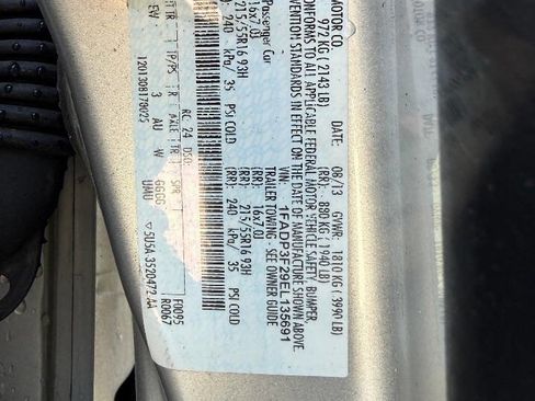 Used 2014 Ford Focus SE image 17