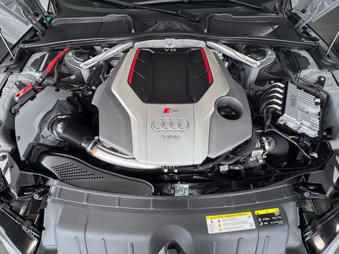 Used 2018 Audi RS 5 w/ Dynamic Package AWD/4WD image 50