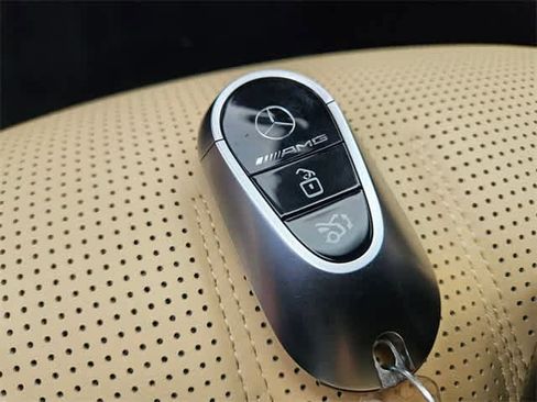 Used 2024 Mercedes-Benz S 63 AMG S image 37