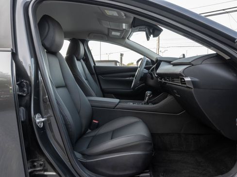 Used 2024 MAZDA MAZDA3 s FWD image 30