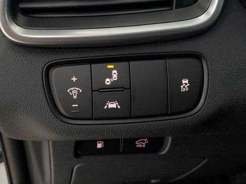 Used 2020 Kia Sorento SX image 11