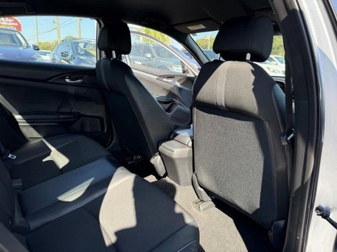 Used 2019 Honda Civic Sport image 16