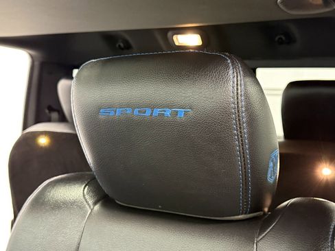 Used 2018 RAM 1500 Sport w/ Hydro Blue Sport Package AWD/4WD image 13
