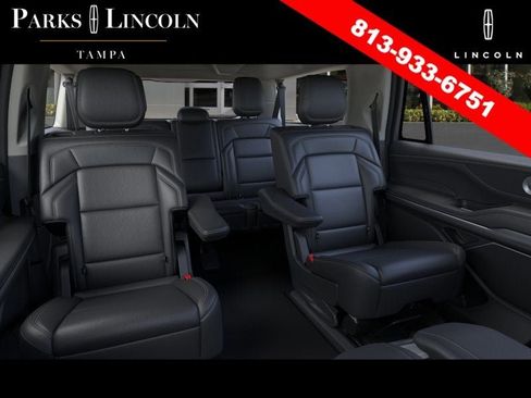 New 2026 Lincoln Navigator L Reserve AWD/4WD image 11