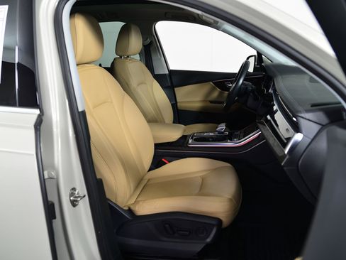 Used 2023 Audi Q7 2.0T Premium Plus w/ Premium Plus Package image 19