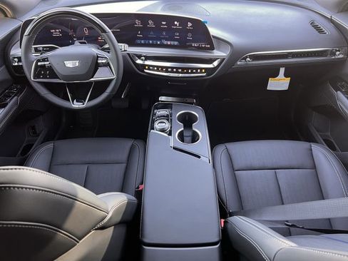 New 2026 Cadillac Lyriq Sport RWD image 9