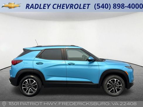 Used 2025 Chevrolet TrailBlazer LT AWD/4WD image 20