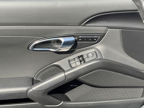Certified 2015 Porsche Boxster S image 18