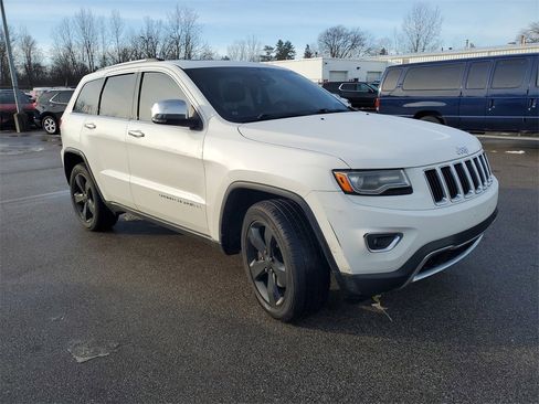 Used 2014 Jeep Grand Cherokee Limited w/ Luxury Group II image 2