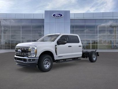 New 2025 Ford F350 XL w/ XL Chrome Package